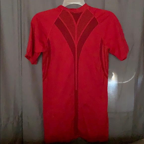 Boys workout shirt - Picture 3 of 3